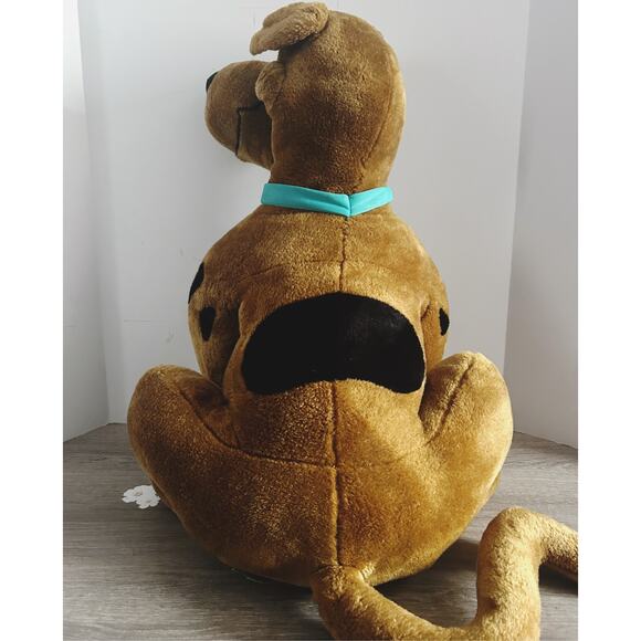 Vintage Scooby Doo Plush 24" Stuffed Sitting Hanna Barbera 2002 Dog Jumbo Large - Picture 4 of 7